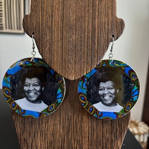 Octavia Butler-oorbellen