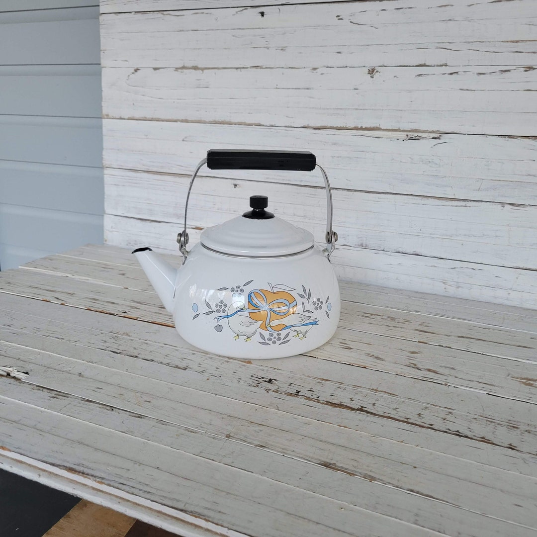 Mid Century Retro Ducks on Tea Kettle White Enamel Finish Etsy