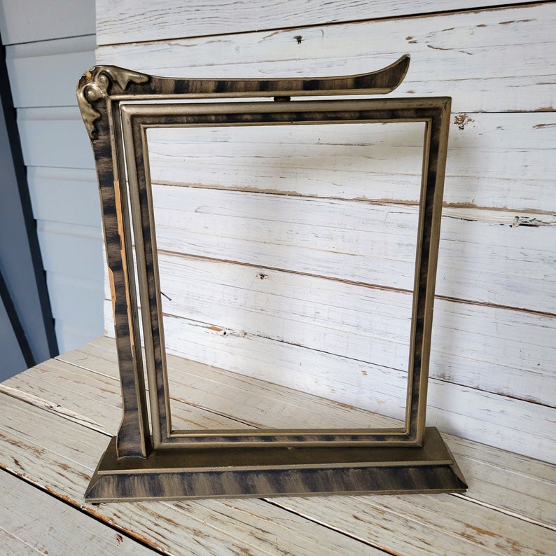 Vintage Wooden Antique Free Standing Picture Frame Swivel Picture Frame
