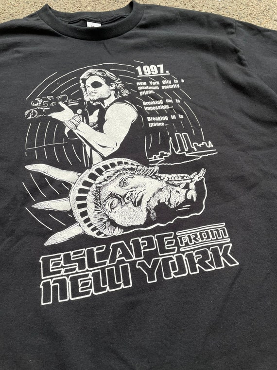 Escape From New York 80s Retro Movie TShirt gift for her  1981 Snake Plissken  Graphic Tees  Halloween
