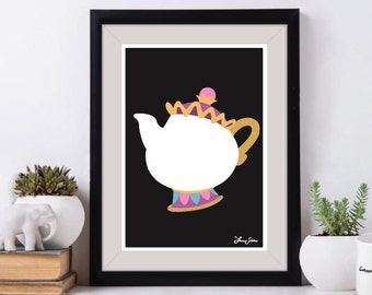 Könnte beinhalten: Eine Schwarzweißillustration einer Teekanne mit einer lila, rosa und gelben Krone und einem rosa Knopf oben. Die Teekanne befindet sich auf einem schwarzen Hintergrund.