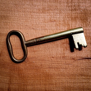 Antique Two Tone Brass Key 4 7/8&quot; Gold Color