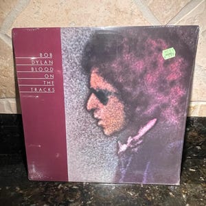 Bob Dylan &quot;Blood on the Tracks&quot; Vintage Pressing Sealed - LP Vinyl Record - Free Shipping!