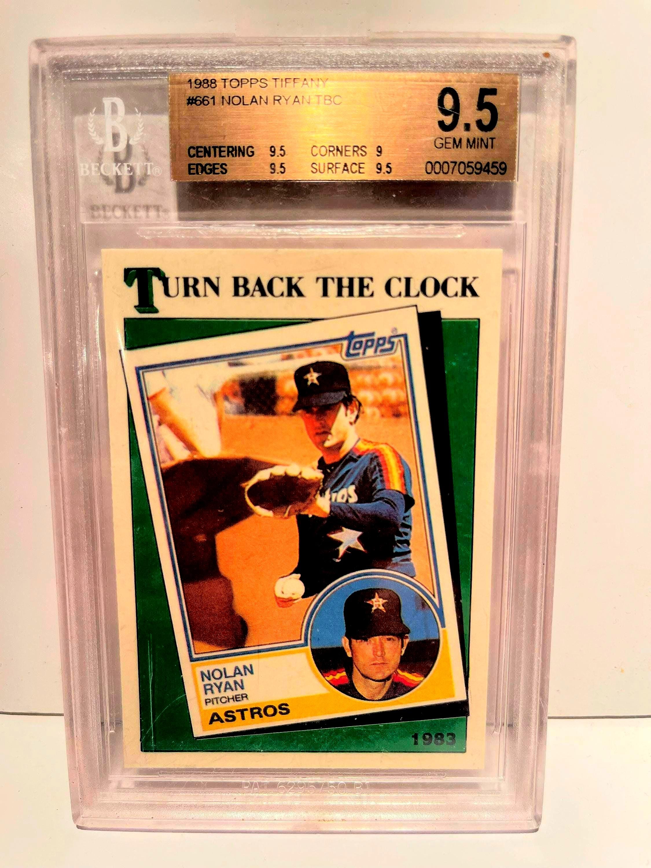 Nolan Ryan 1988 Topps Tiffany #661 Baseball Card Beckett BGS 9.5