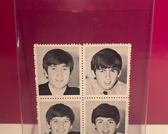 The Beatles - Sellos originales de 1964 sin cortar - 4 originales vintage - No son reimpresiones - ¡Nuevos y perforados sin usar! Jon, Paul, George, Ringo
