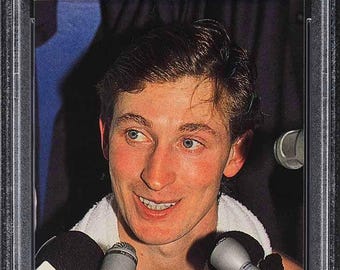 1991 Topps Stadium Club #1 Wayne Gretzky Los Angeles Kings PSA 9 Mint Graded Encase