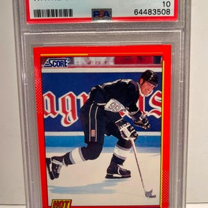 1991 Score Hot Card Wayne Gretzky #2 PSA 10 Kings Graded Encased