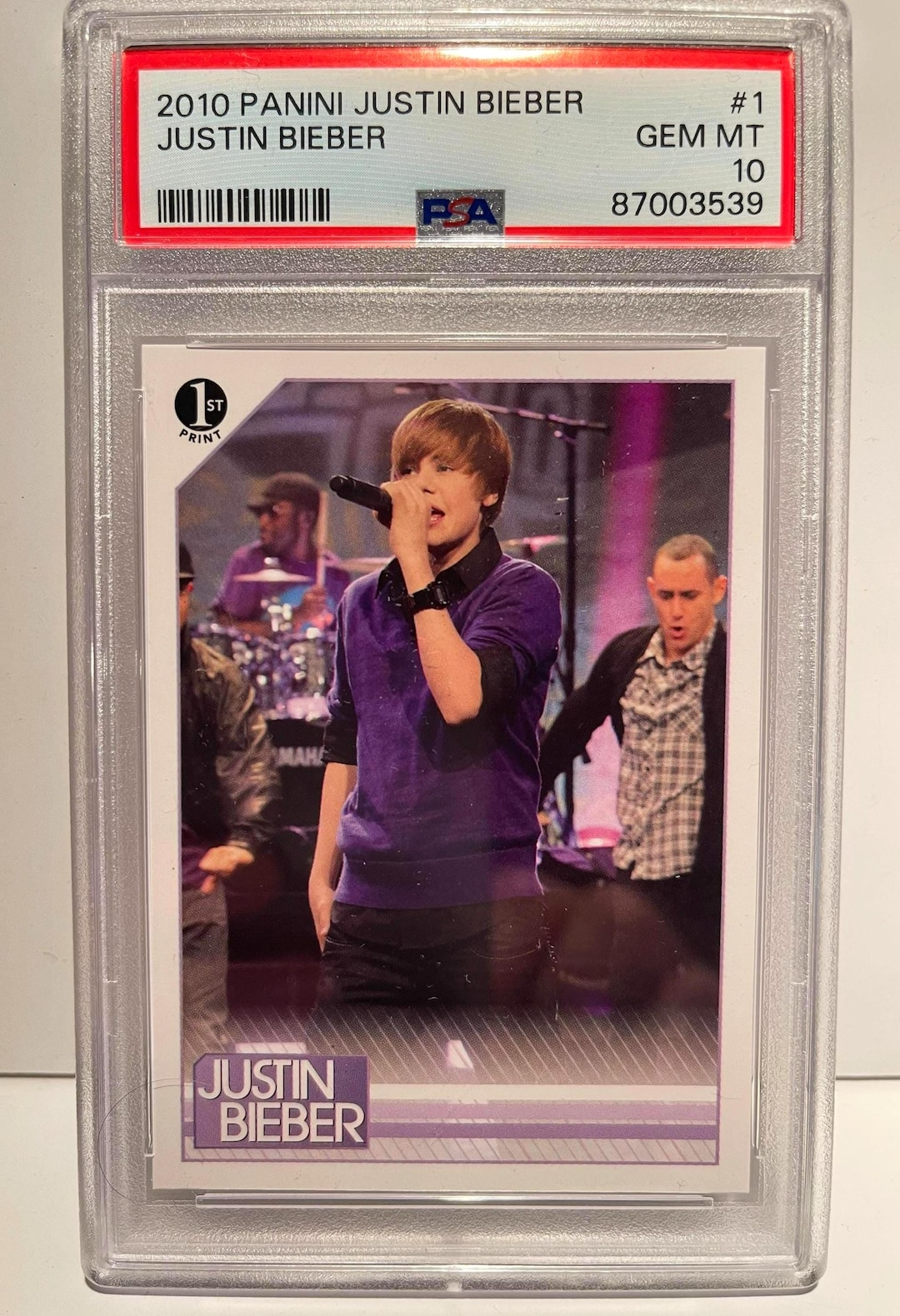 2010 Panini Justin Bieber #1 Justin Bieber Rookie Card the Tonight