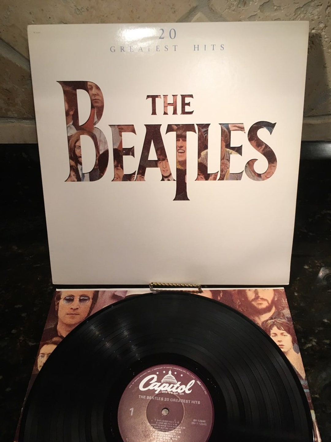 Beatles 20 Greatest Hits Vinyl Record LP - Lennon Harrison