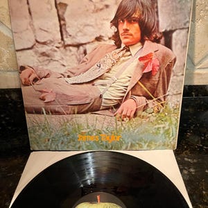 James Taylor &quot;Self Titled Debut&quot; LP Vinyl Record 1968 Debut - EX Condition - Free Shipping!