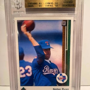 1989 Upper Deck Nolan Ryan Beckett 9.5 Throwing Football Legendary Card Graded Encased