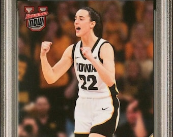Bowman U 2023, agora #74 Caitlin Clark "Estabelece Recorde Feminino de Pontos...Temporada" Cartão de Caloura PSA 10 - Classificado e Encapsulado