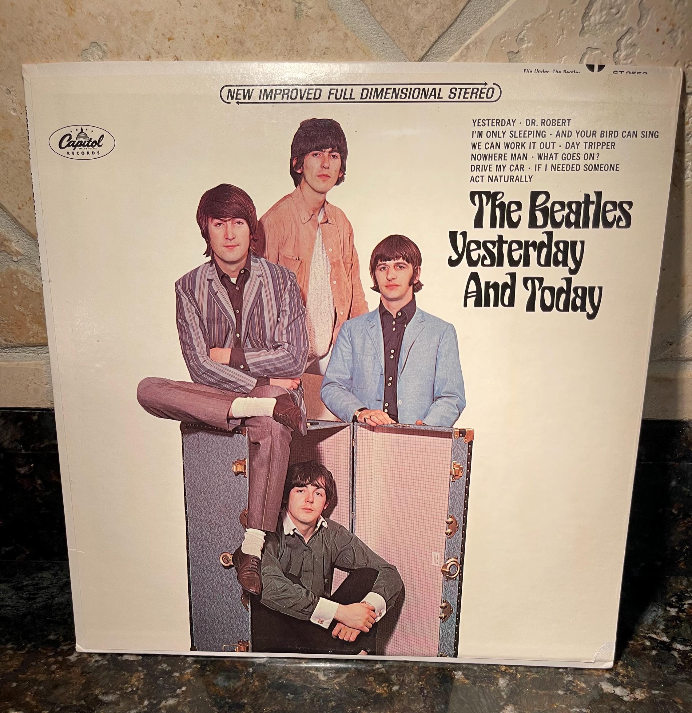 The Beatles - Yesterday & Today - Vinyl Record LP - Lovely Vintage