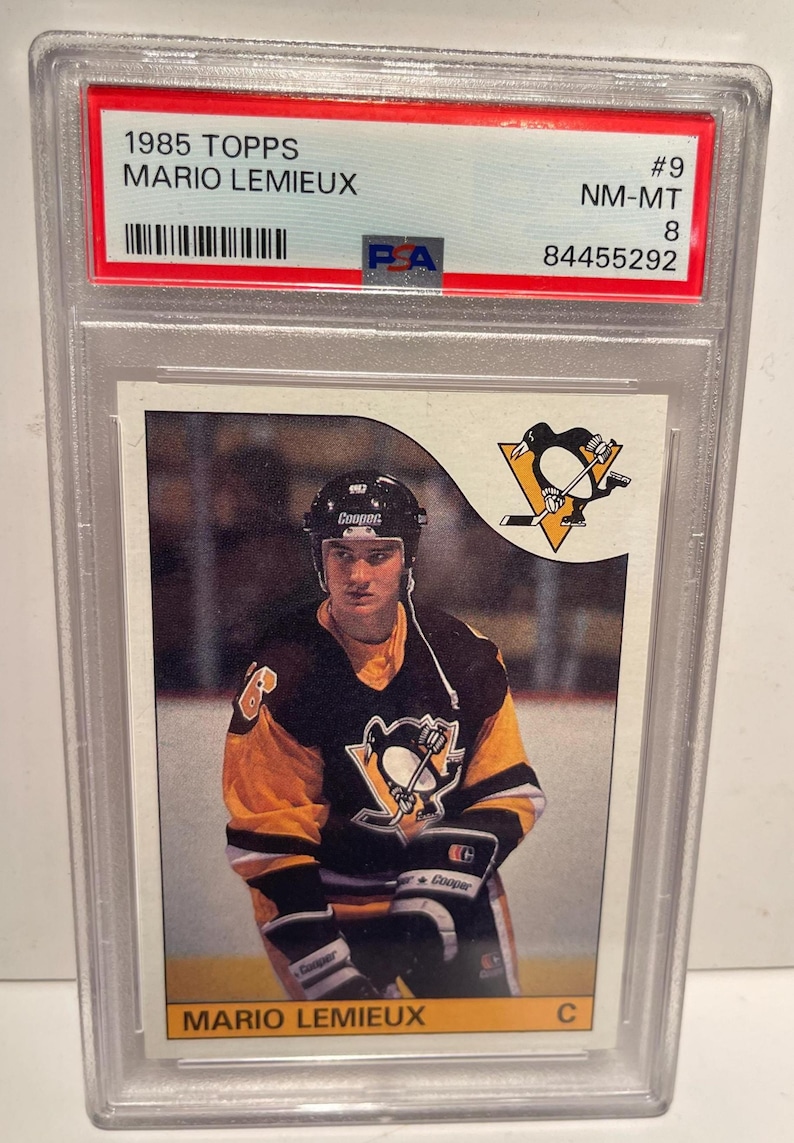 Mario Lemieux PSA 8 1985 Topps Rookie Card Graded Encased! image 1