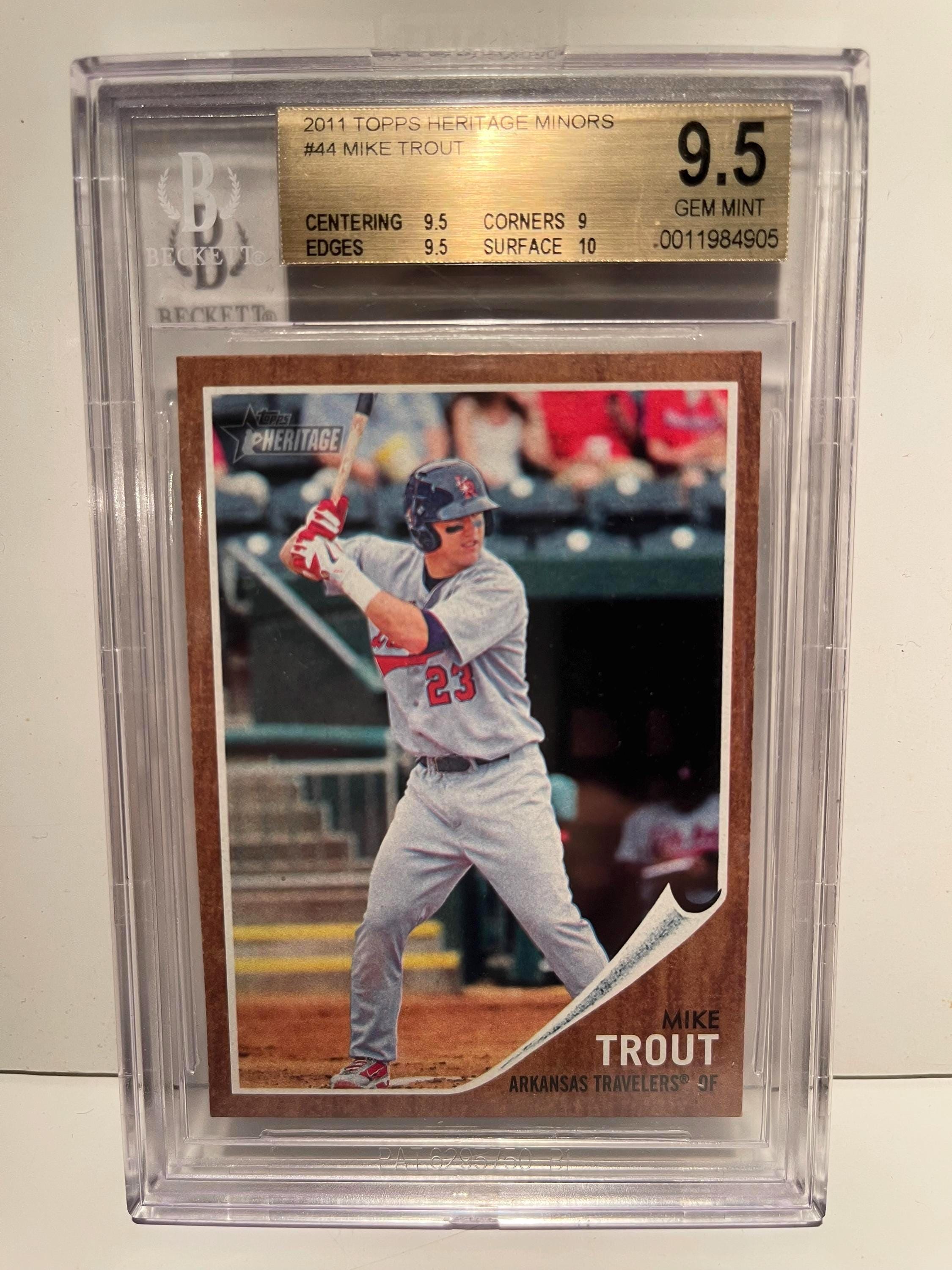 2011 Topps Heritage Minors #44 Mike Trout Angels RC Rookie BGS 9.5  display picture 1