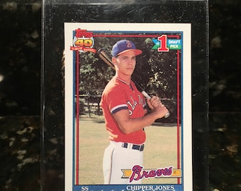 1991 Topps Chipper Jones Rookie Card RC - MLB Hall of Fame HOF! Near Mint/Mint Condition & Free Case!