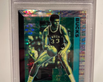 2020 Panini Flux - Pulsar Prizm #194 Kareem Abdul-jabbar PSA 9