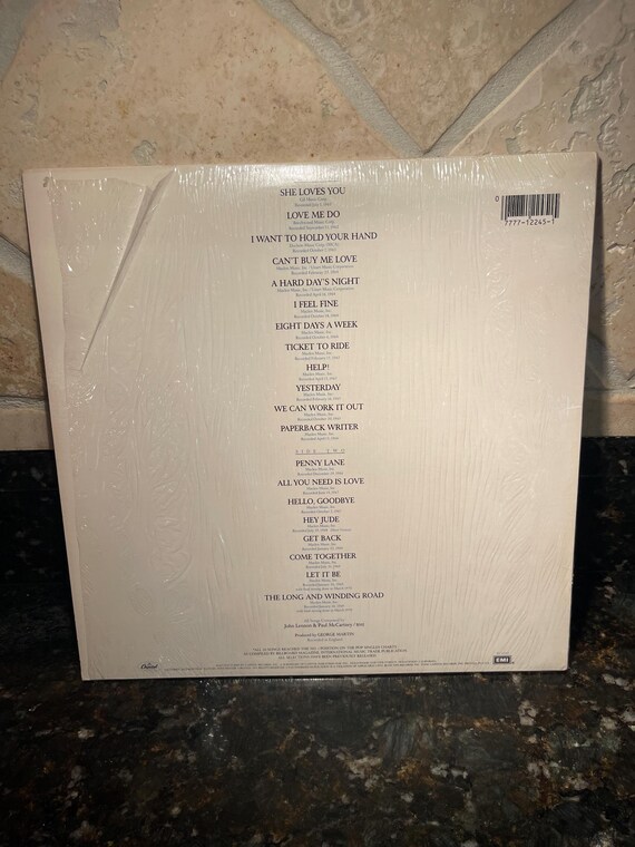 Beatles 20 Greatest Hits Vinyl Record LP - Lennon Harrison