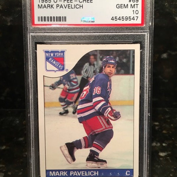 1985 O-Pee-Chee Mark Pavelich PSA 10 Rangers