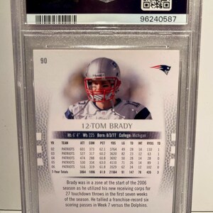 2007 SP Authentic #90 Tom Brady PSA 8 Graded Encased -- New England Patriots image 2
