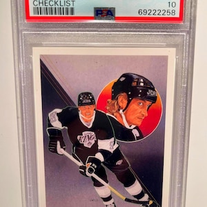 1990 Upper Deck Wayne Gretzky Checklist PSA 10 Gem Mint #30 Graded Encased