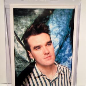 Morrissey von &quot;The Smiths&quot; 1987 Panini Smash Hits Übergroßer Aufkleber Seltener unbenutzter Zustand