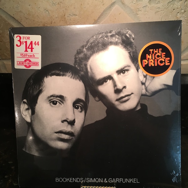 Simon and Garfunkel "Bookends" Sealed vinyl Record Vintage NEW sealed (nos) - Free Shipping