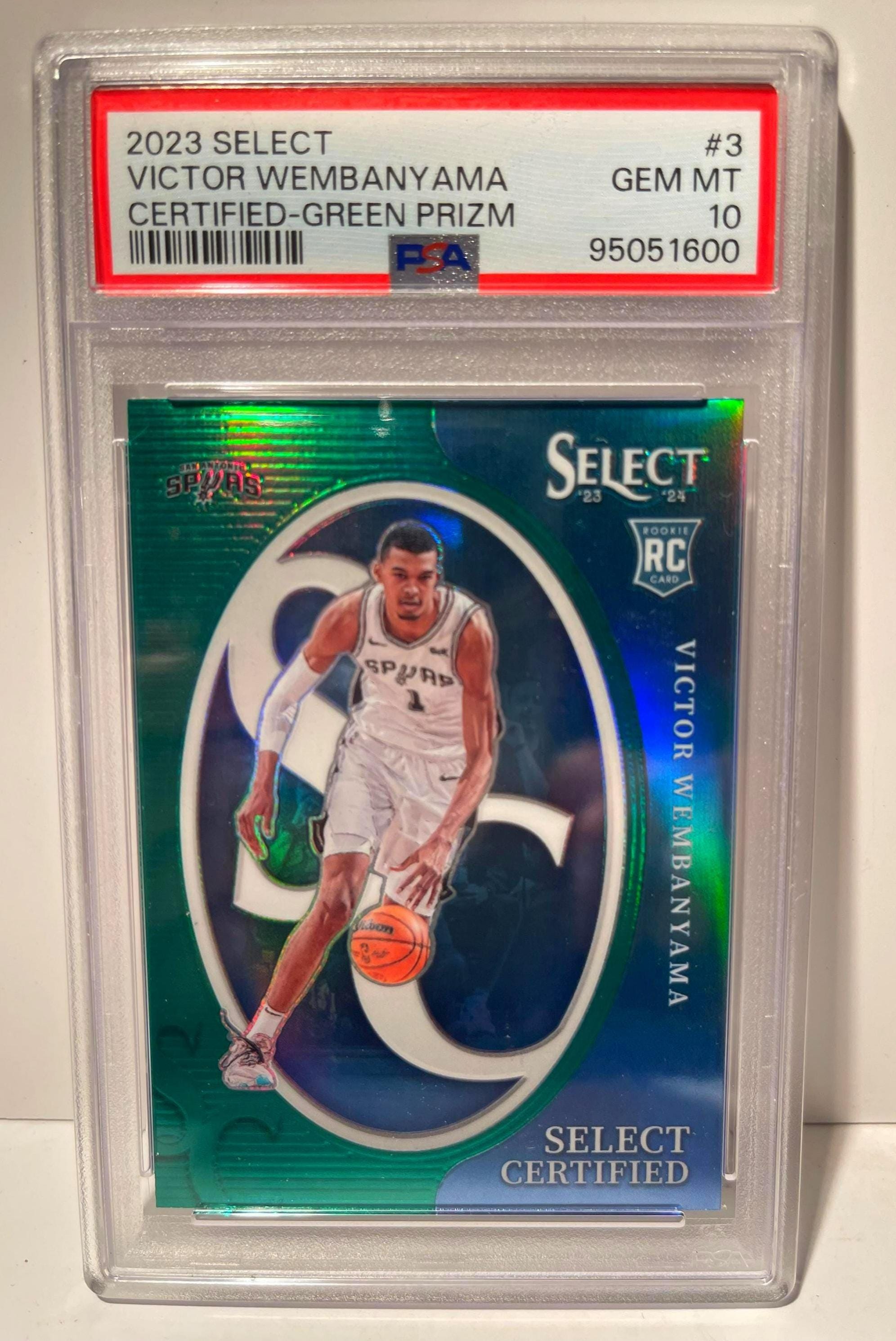 2023 Panini Select - Select Certified Green Prizm #3 Victor