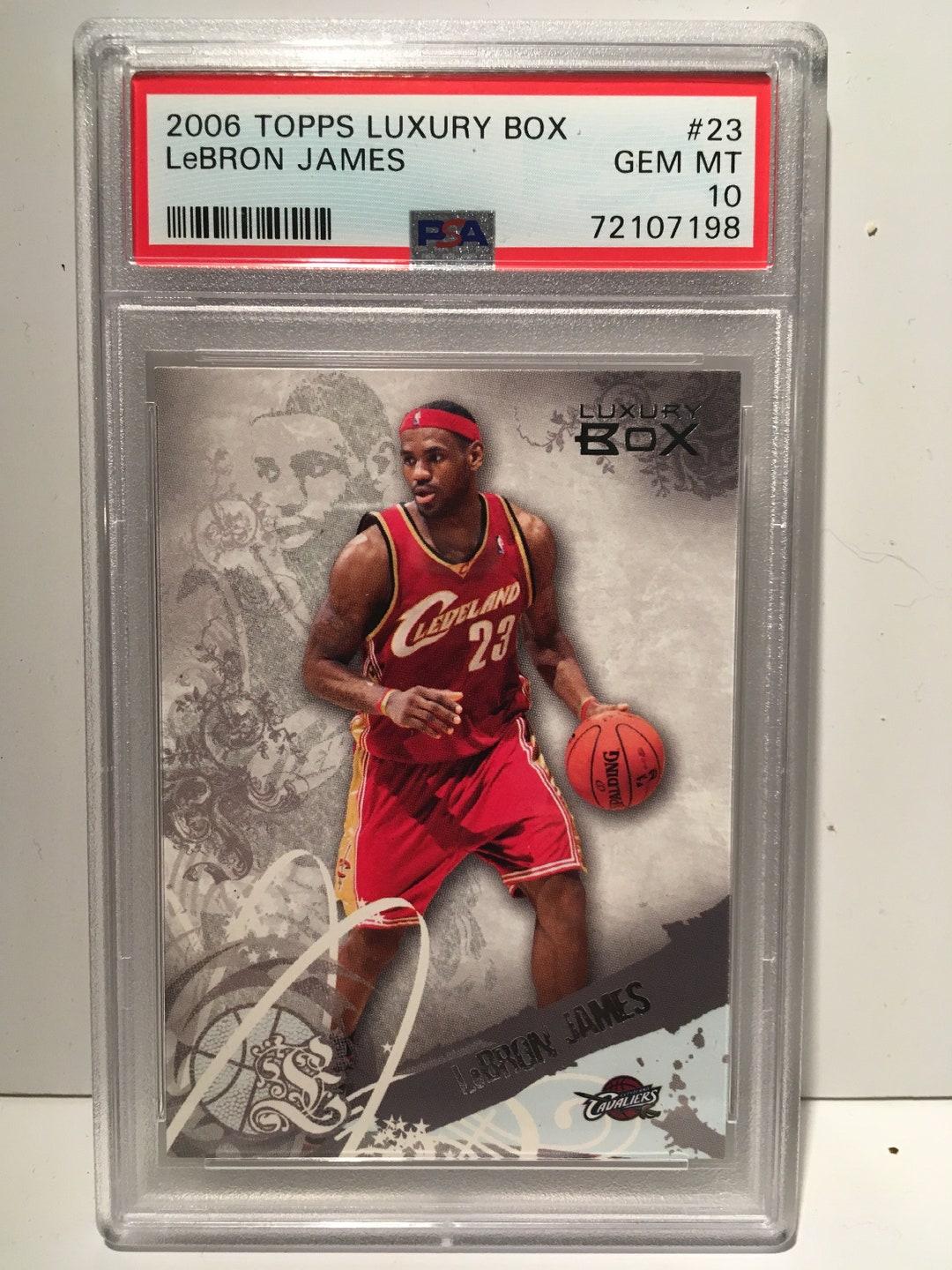 シングルカード 2006 LEBRON JAMES GOLD MEDALLION PSA 9 2006 LEBRON JAMES GOLD MEDALLION PSA 9