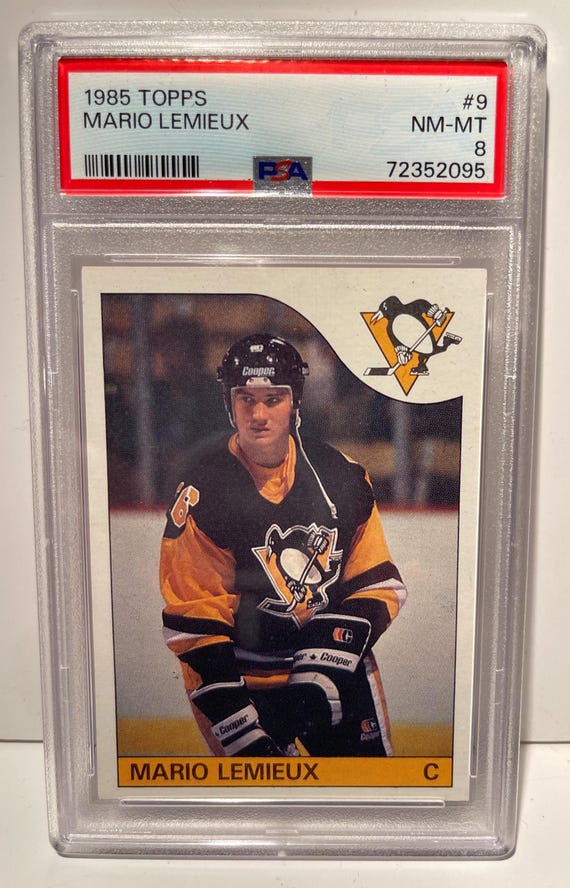 Mario Lemieux PSA 8 1985 Topps Rookie Card Graded Encased