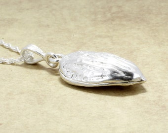 Collar de almendras en plata de ley: colgante de nuez de tamaño real, cadena de 45 cm