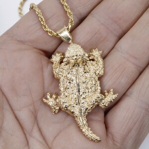 14kt gehörnter Frosch für ihn, große goldene gehörnte Frosch-Halskette aus massivem 14kt Gold, gehörnte Eidechse Geschenk für ihn oder sie
