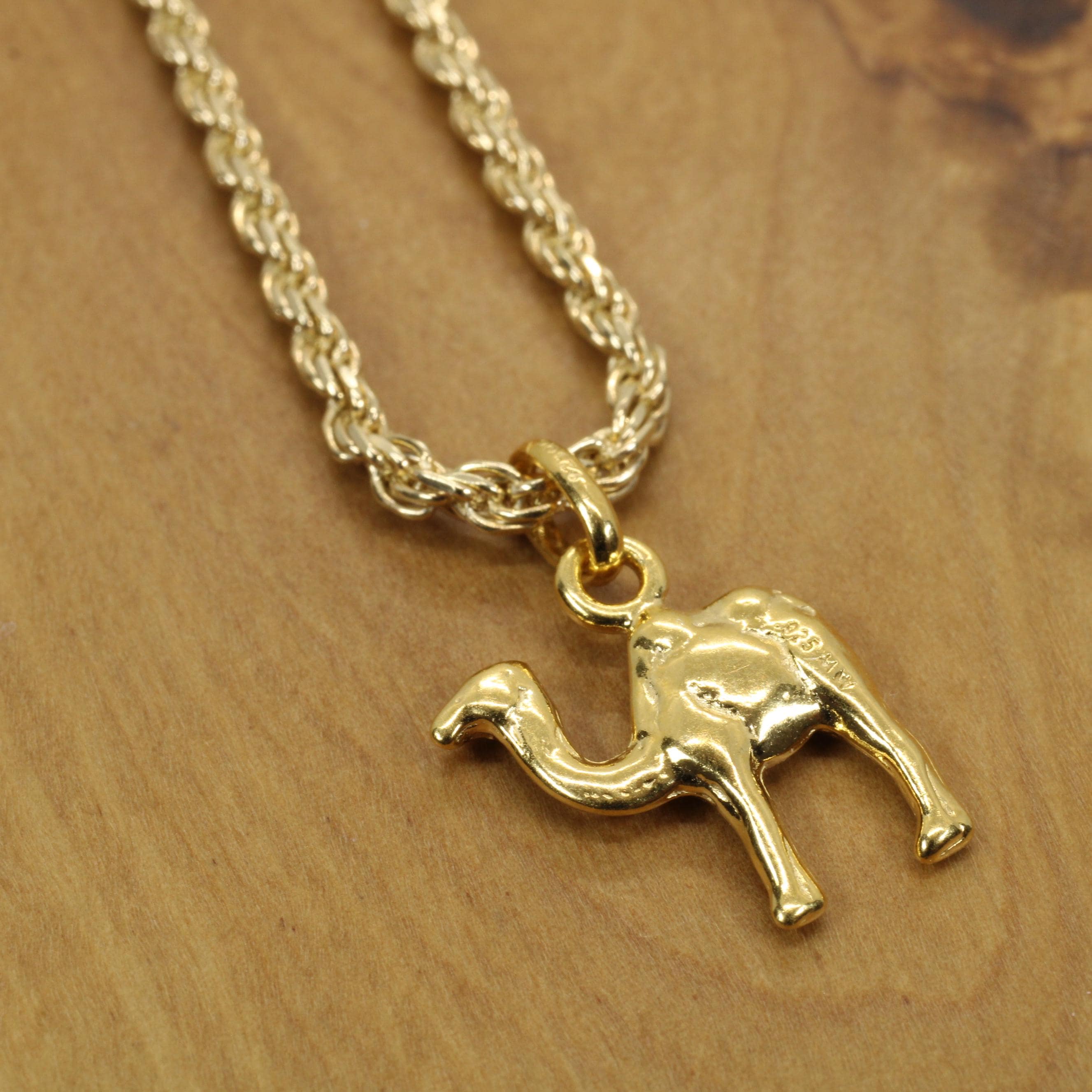 ラクダのネックレス - Etsy 日本