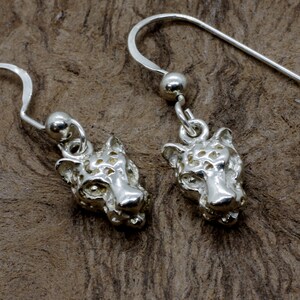 Tiny Leopard Head Dangle Earrings in 925 Sterling Silver, Leopard Jewelry,Jaguars gift for her,Wild Cat lover Gift, Africa Safari gift