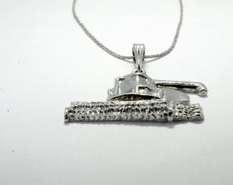 14kt White Gold Combine Harvester Necklace with Wheat Chain