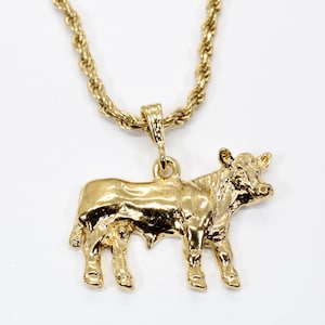 Grande prêmio colar de touro charolês para ele ou ela em ouro vermeil 14kt, presente de fazendeiro de gado para homem ou esposa, presente de touro Hereford.