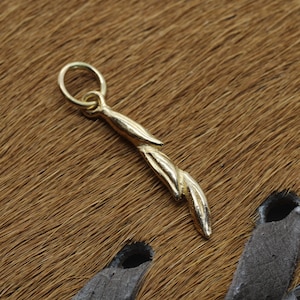 Gold Three Grains of Rice Charm for Her, Rice Jewelry, Rice Charm, Rice grower gift for wife or girl, Rice Wedding Gift