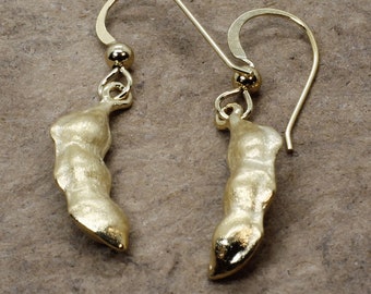 Pendientes colgantes de soja dorada: oro vermeil de 14 kt, todos los metales preciosos