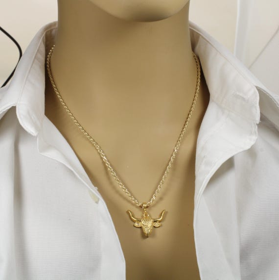 Gold Highland Bull Head Necklace: 14kt Vermeil Cattle  display picture 3