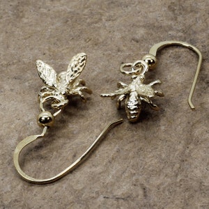 Honey Bee Jewelry, 14kt gold vermeil Honey Bee Earrings, bee lover gift for her, honey farmer gift, Beekeeping gift,beekeeper gift,Gift Mom