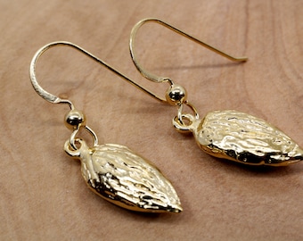 Pendientes colgantes de almendra en oro vermeil, joyería pequeña con forma de nuez, todos los metales preciosos