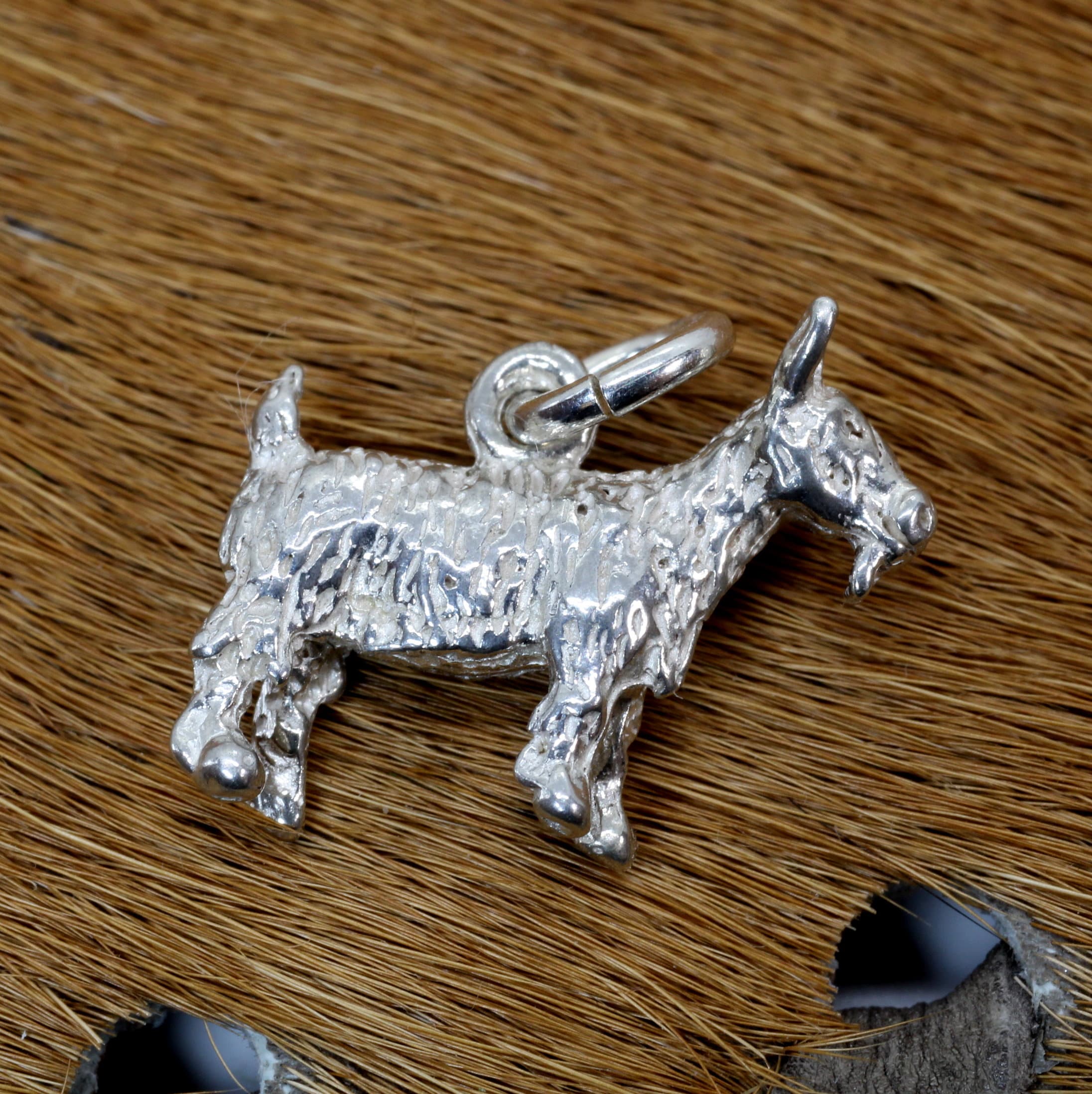 Small Silver Pygmy Goat Charm for Her Bracelet Solid 925 Sterling Silver 3 D Goat Charm Show Pygmy Goat Barnyard Pygmy Pygmy With Horns Etsy Canada