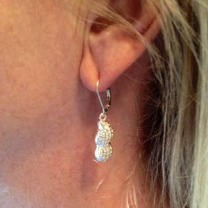 Large Silver Peanut Whole shell peanut dangle Earrings, Peanut Dangle Earrings in Sterling Silver,Gift for Mom,Mom Gift