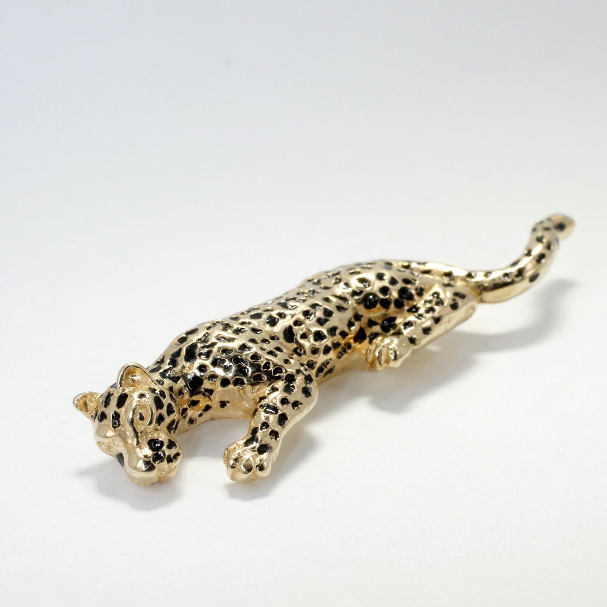 Jaguar or Panther Brooch for her Jaguar Brooch in 14kt Yellow Gold