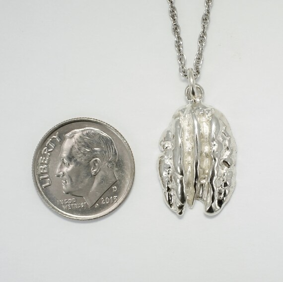 スターリングシルバー ピーカンネックレス：小さなナッツペンダント