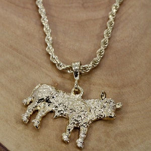 Hereford Stier Halskette für Sie oder Ihn aus 14kt Vermeil Gold, Geschenk für Mann oder Frau, Viehzuchtschau