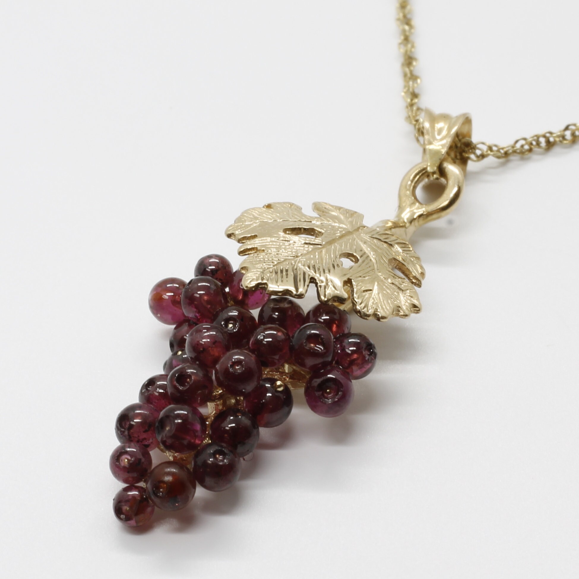 Pendentif Grappe De Raisin En Grenat Naturel – Mini Perles Bordeaux – Fait Main – Neuf