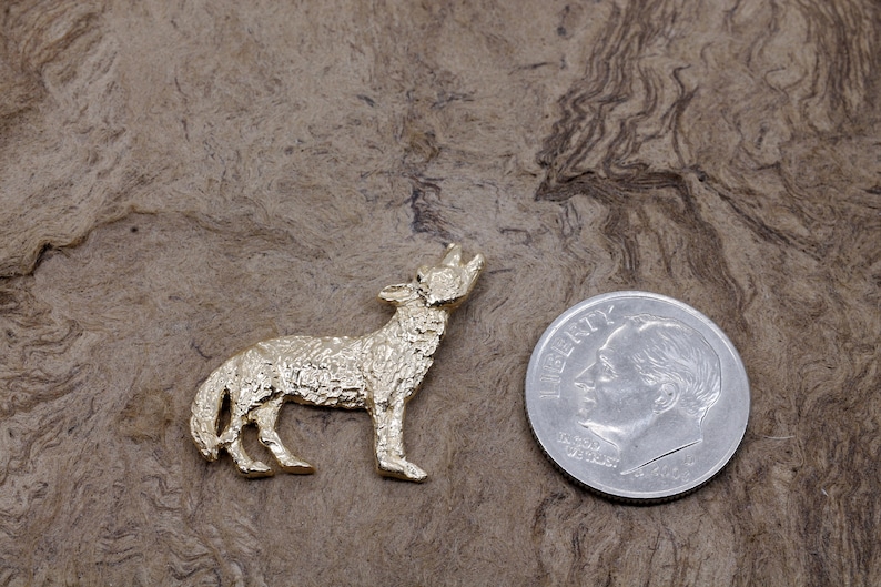 wildlife animal lover gift Men/'s 14kt solid gold 3-D howling coyote Gold Coyote Tie Tack or Pin for him Wylie coyote for husband