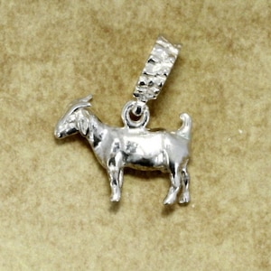 Yellow Gold Cow Bell Charm - 14K Livestock Farming Slightly Moves
