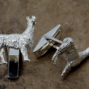 Suri Alpaca Cuff Links for him, Medium Size 925 Sterling Silver Suri Alpaca Cuff Links gift for men, Alpaca Rancher Farmer Gift, Alpaca Show